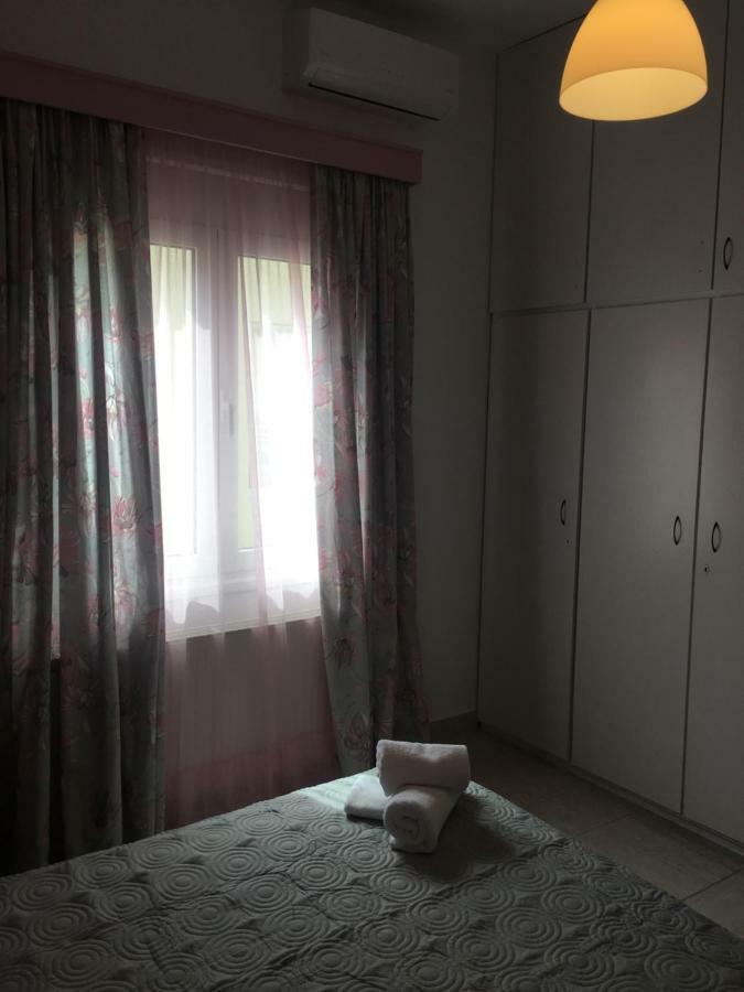 Apartemen 70 m² dengan 1 kamar tidur dan 1 kamar mandi pribadi di Heraklion Bagian luar foto