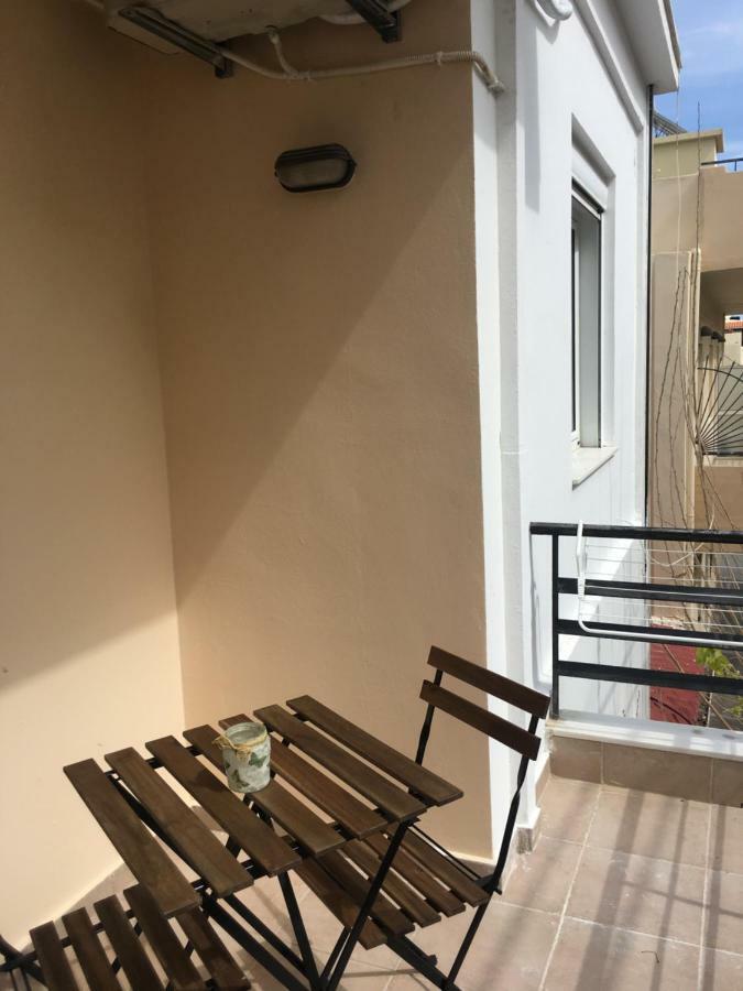 Apartemen 70 m² dengan 1 kamar tidur dan 1 kamar mandi pribadi di Heraklion Bagian luar foto