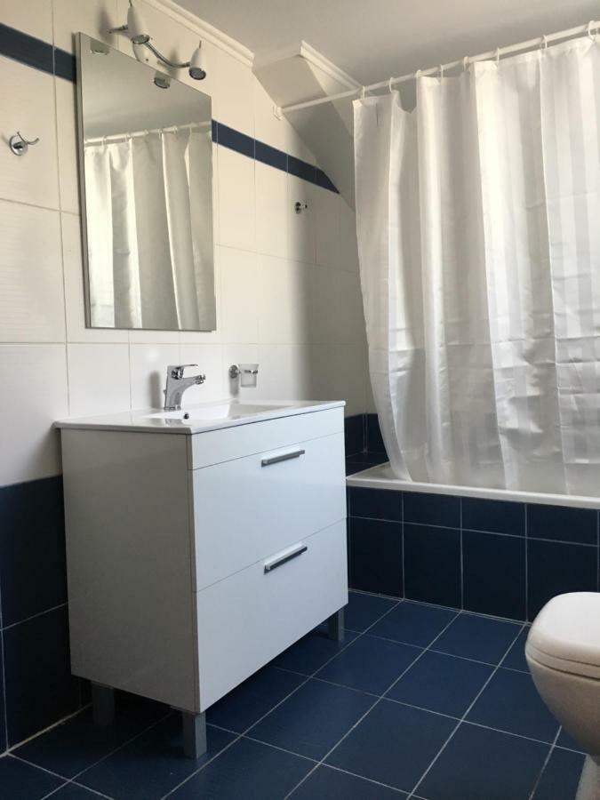 Apartemen 70 m² dengan 1 kamar tidur dan 1 kamar mandi pribadi di Heraklion Bagian luar foto
