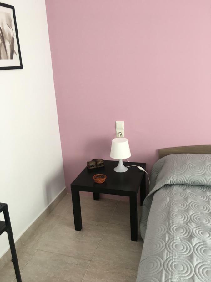 Apartemen 70 m² dengan 1 kamar tidur dan 1 kamar mandi pribadi di Heraklion Bagian luar foto