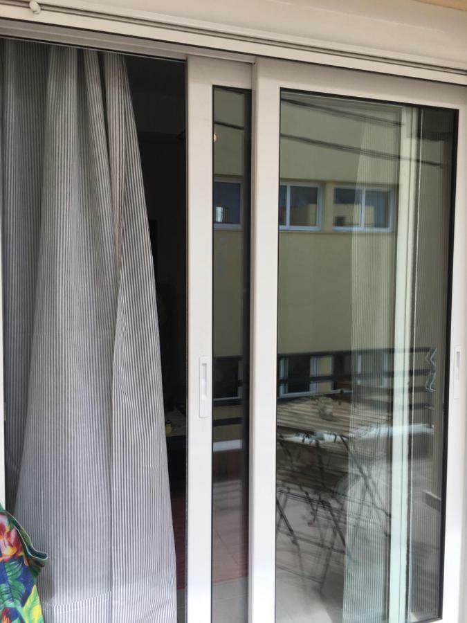 Apartemen 70 m² dengan 1 kamar tidur dan 1 kamar mandi pribadi di Heraklion Bagian luar foto