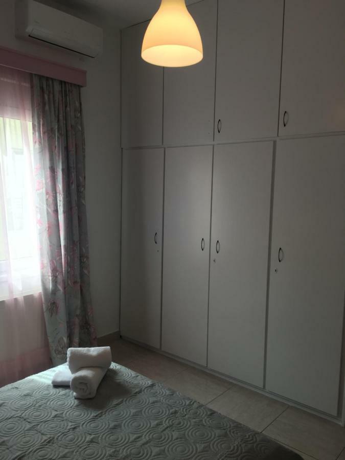 Apartemen 70 m² dengan 1 kamar tidur dan 1 kamar mandi pribadi di Heraklion Bagian luar foto